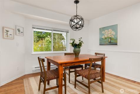 11312 Westwind Court NE Bainbridge Island WA 98110