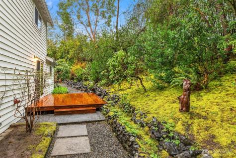 11312 Westwind Court NE Bainbridge Island WA 98110