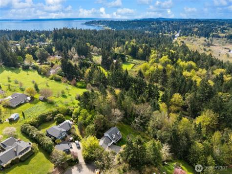 11312 Westwind Court NE Bainbridge Island WA 98110