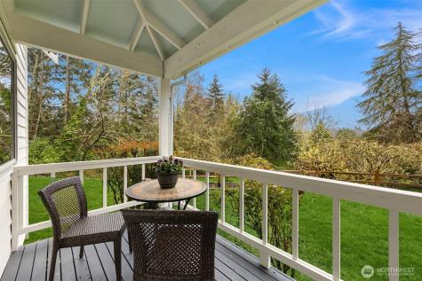 11312 Westwind Court NE Bainbridge Island WA 98110