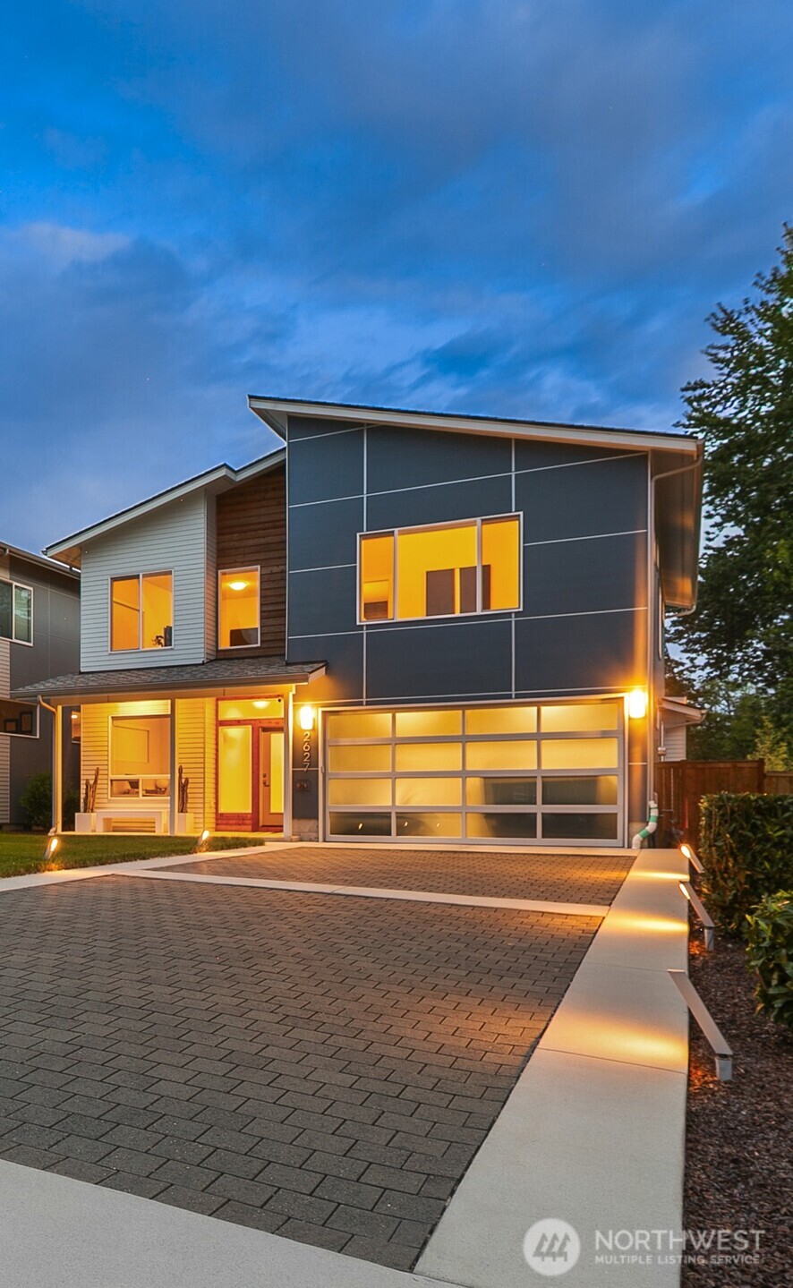 2627 SW 100th Street Seattle WA 98146