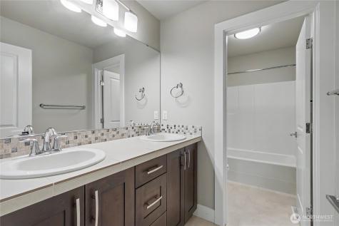 12415 41st Street Court E Edgewood WA 98372