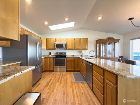 276 Grandview Avenue Camano Island WA 98282