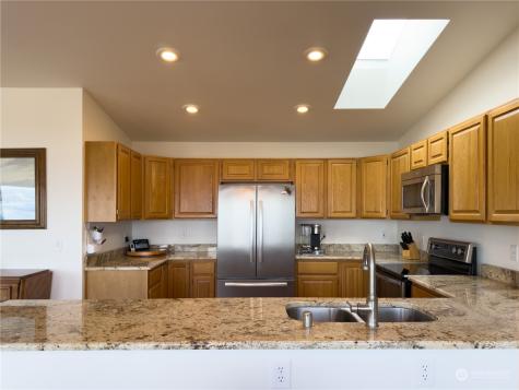 276 Grandview Avenue Camano Island WA 98282