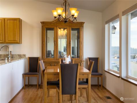 276 Grandview Avenue Camano Island WA 98282