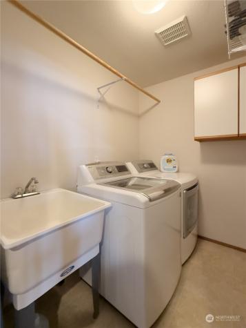 276 Grandview Avenue Camano Island WA 98282