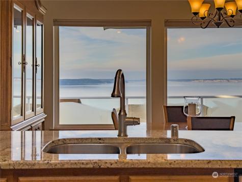 276 Grandview Avenue Camano Island WA 98282