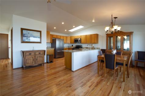 276 Grandview Avenue Camano Island WA 98282