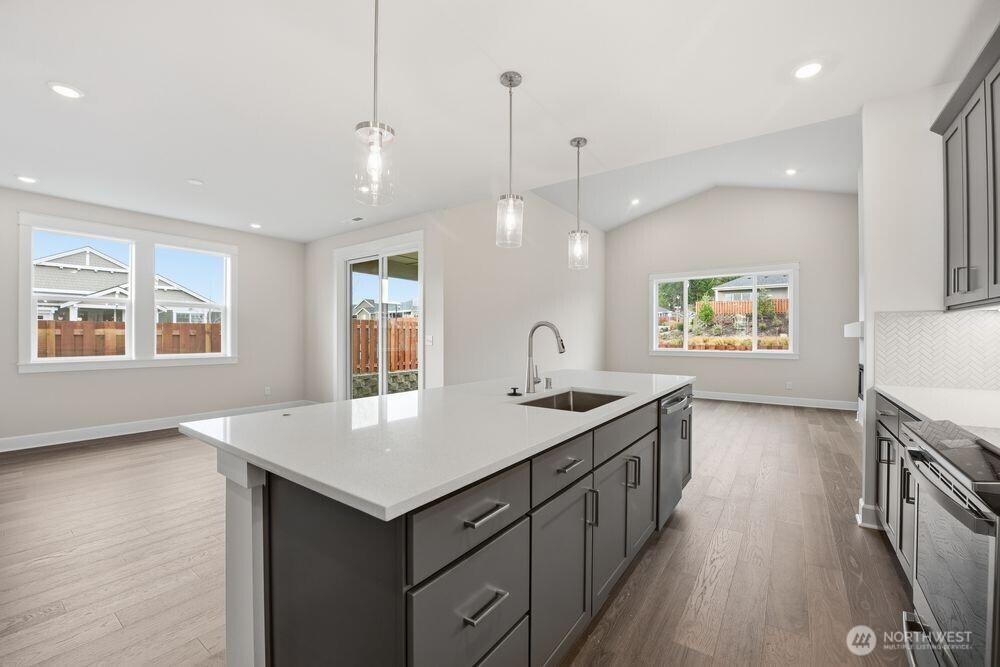 2945 Balsamroot Drive SE Lacey WA 98513
