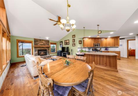 1660 Eastwood Way Lynden WA 98264