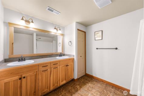 1660 Eastwood Way Lynden WA 98264