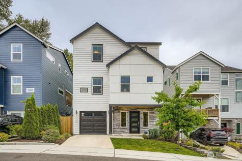 9738 Lindsay Seattle WA 98118