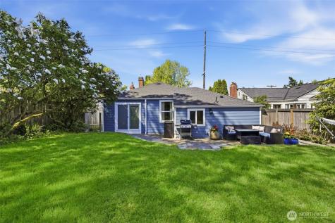 9416 5th Avenue NE Seattle WA 98115