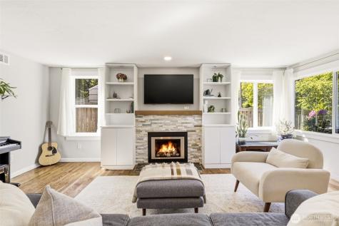 9416 5th Avenue NE Seattle WA 98115