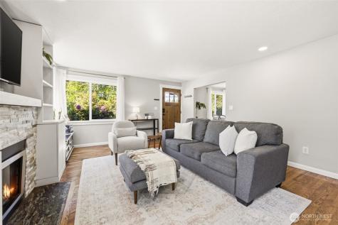 9416 5th Avenue NE Seattle WA 98115