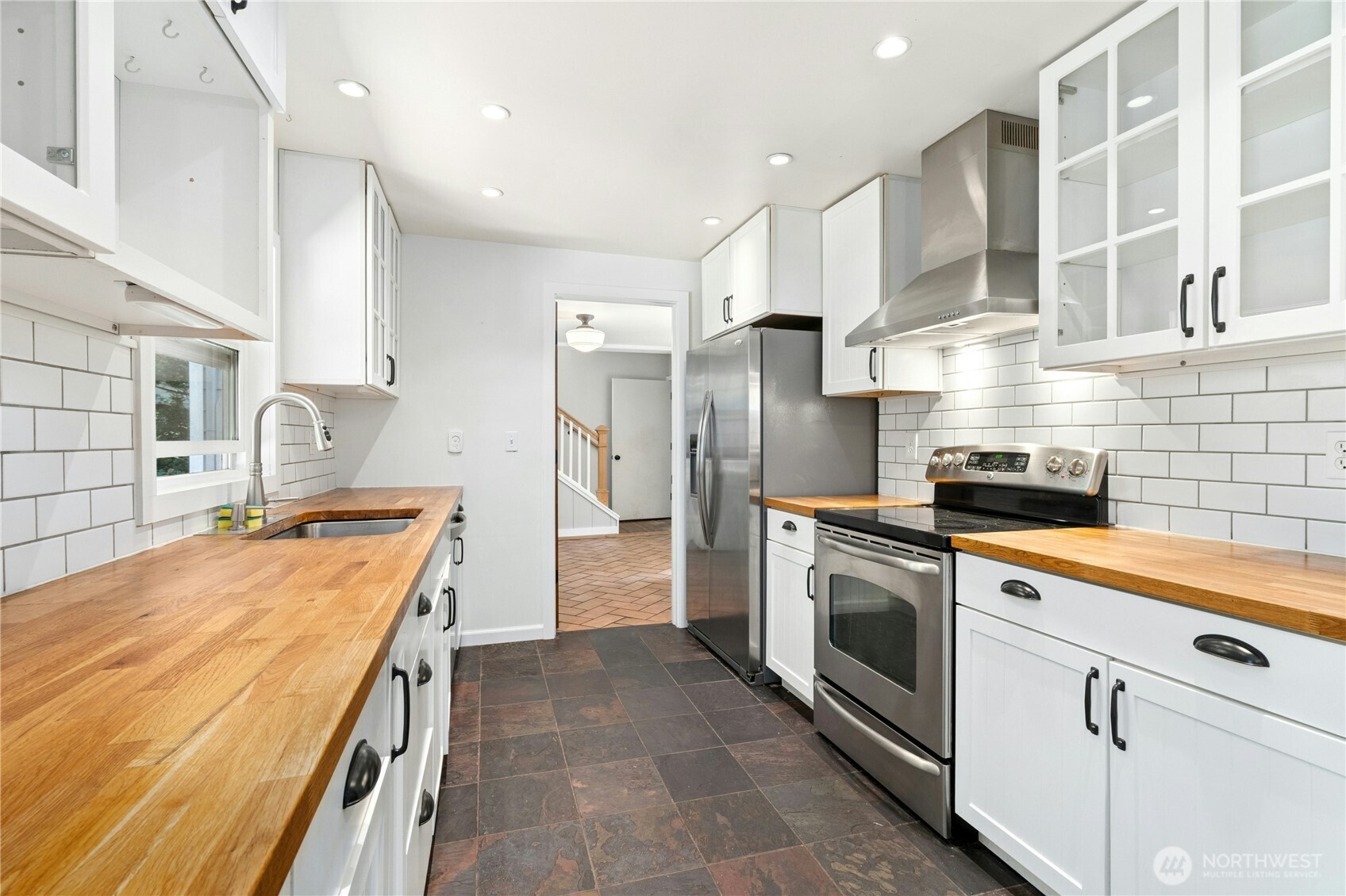 6311 216th Street SE Woodinville WA 98072