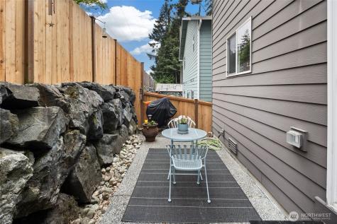 24007 42nd Avenue SE Bothell WA 98021
