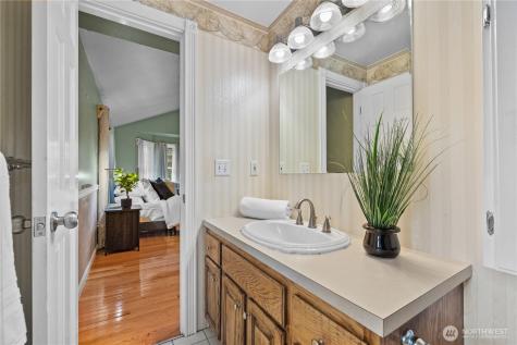 10833 32nd Drive SE Everett WA 98208