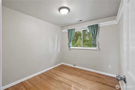 10833 32nd Drive SE Everett WA 98208