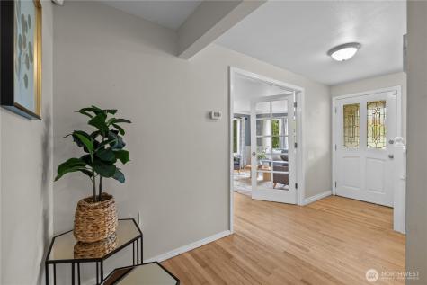 10833 32nd Drive SE Everett WA 98208