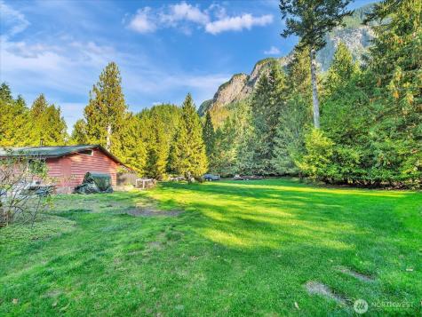 7822 Moon Valley Road SE North Bend WA 98045