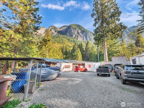 7822 Moon Valley Road SE North Bend WA 98045
