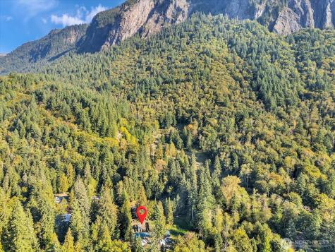 7822 Moon Valley Road SE North Bend WA 98045