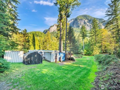 7822 Moon Valley Road SE North Bend WA 98045