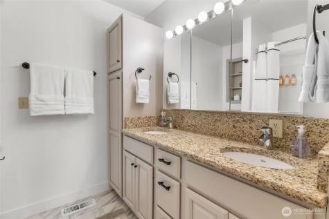 32 Midland Road Brewster WA 98813