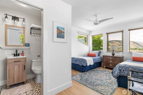 32 Midland Road Brewster WA 98813