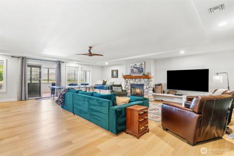 32 Midland Road Brewster WA 98813