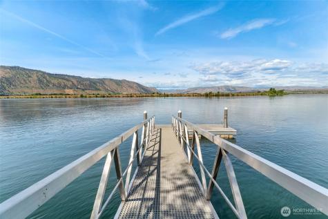 32 Midland Road Brewster WA 98813