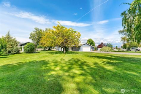 32 Midland Road Brewster WA 98813