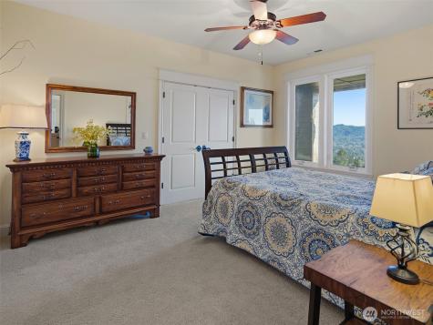 1330 Insel Road Woodland WA 98674