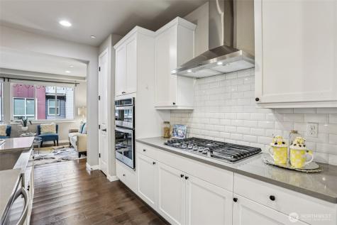 610 237th Place SE Bothell WA 98021