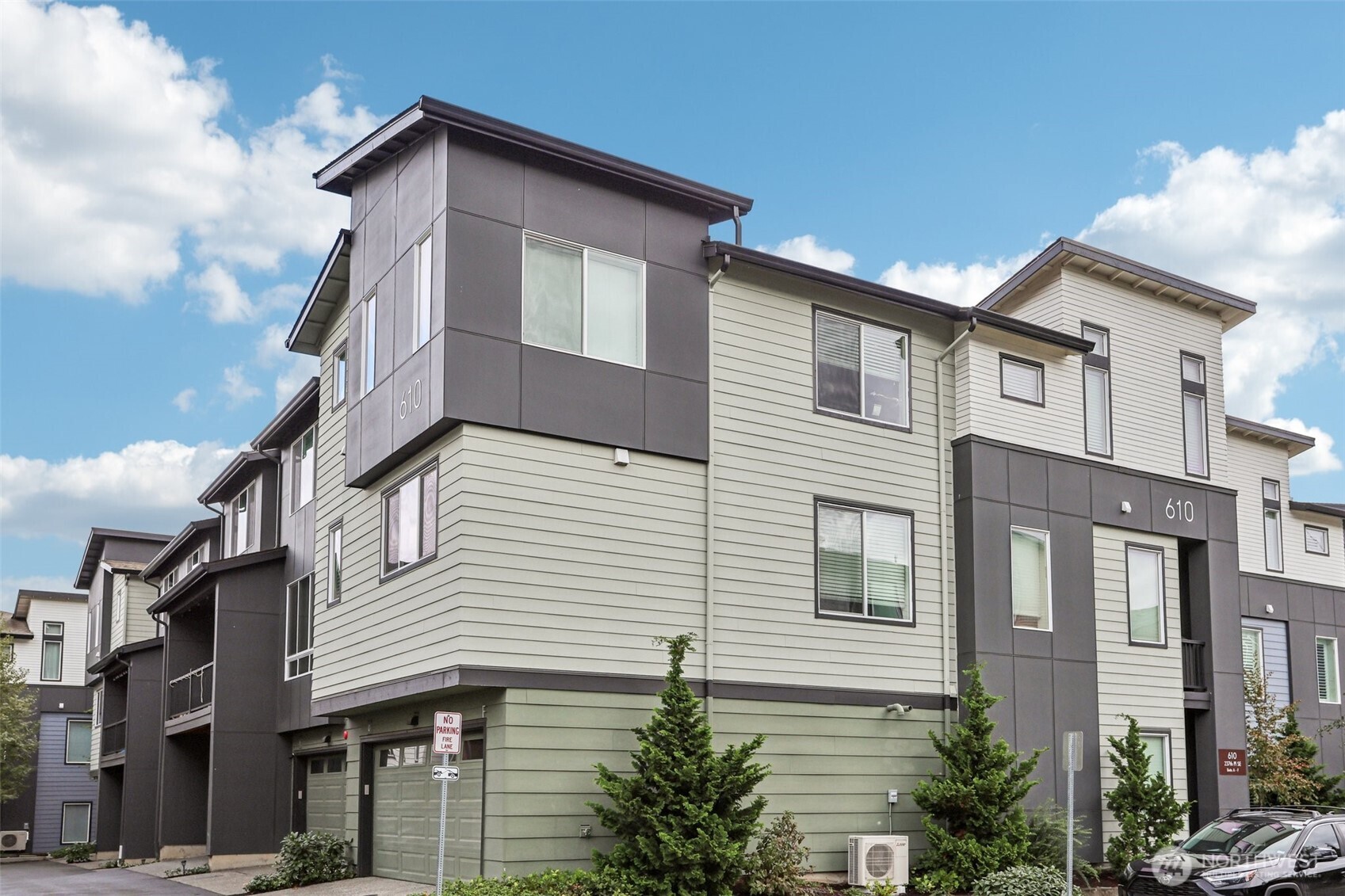 610 237th Place SE Bothell WA 98021