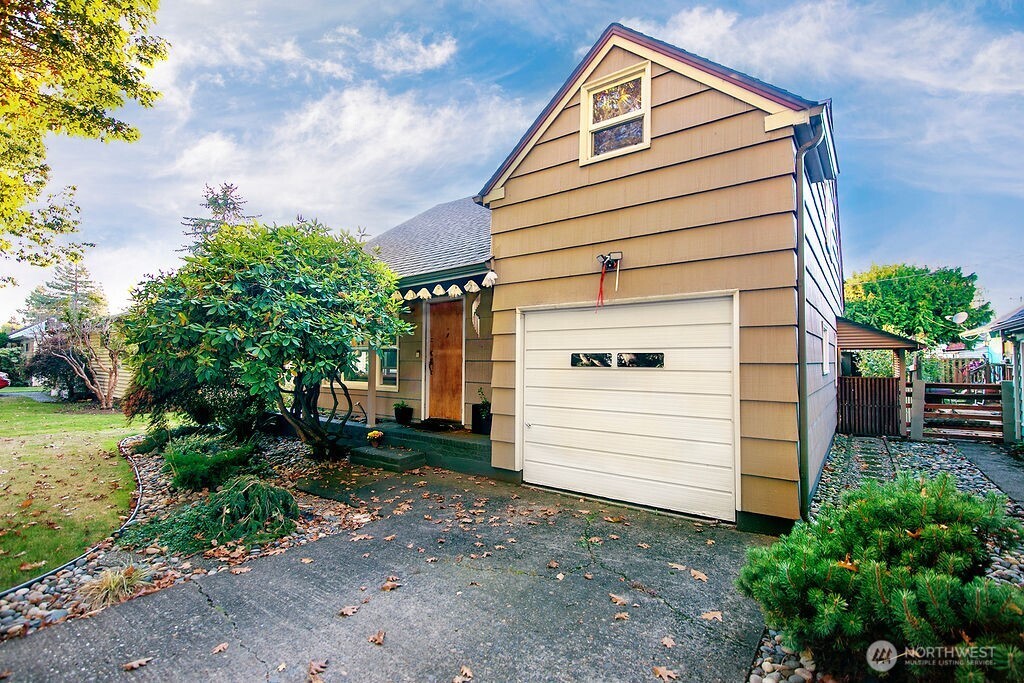 571 26th Avenue Longview WA 98632