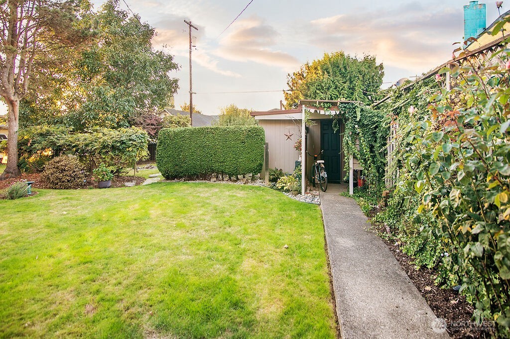 571 26th Avenue Longview WA 98632
