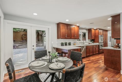 1136 205th Avenue NE Sammamish WA 98074