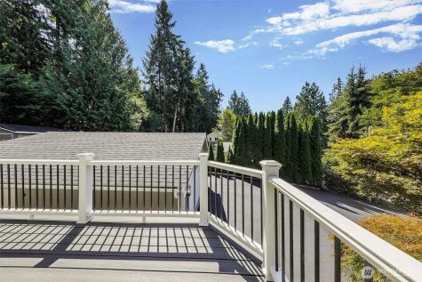 1136 205th Avenue NE Sammamish WA 98074