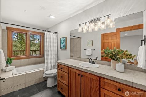 11725 122nd Avenue NW Gig Harbor WA 98329