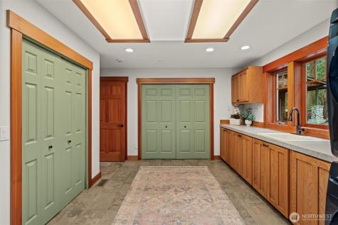 11725 122nd Avenue NW Gig Harbor WA 98329