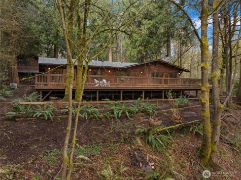 11725 122nd Avenue NW Gig Harbor WA 98329