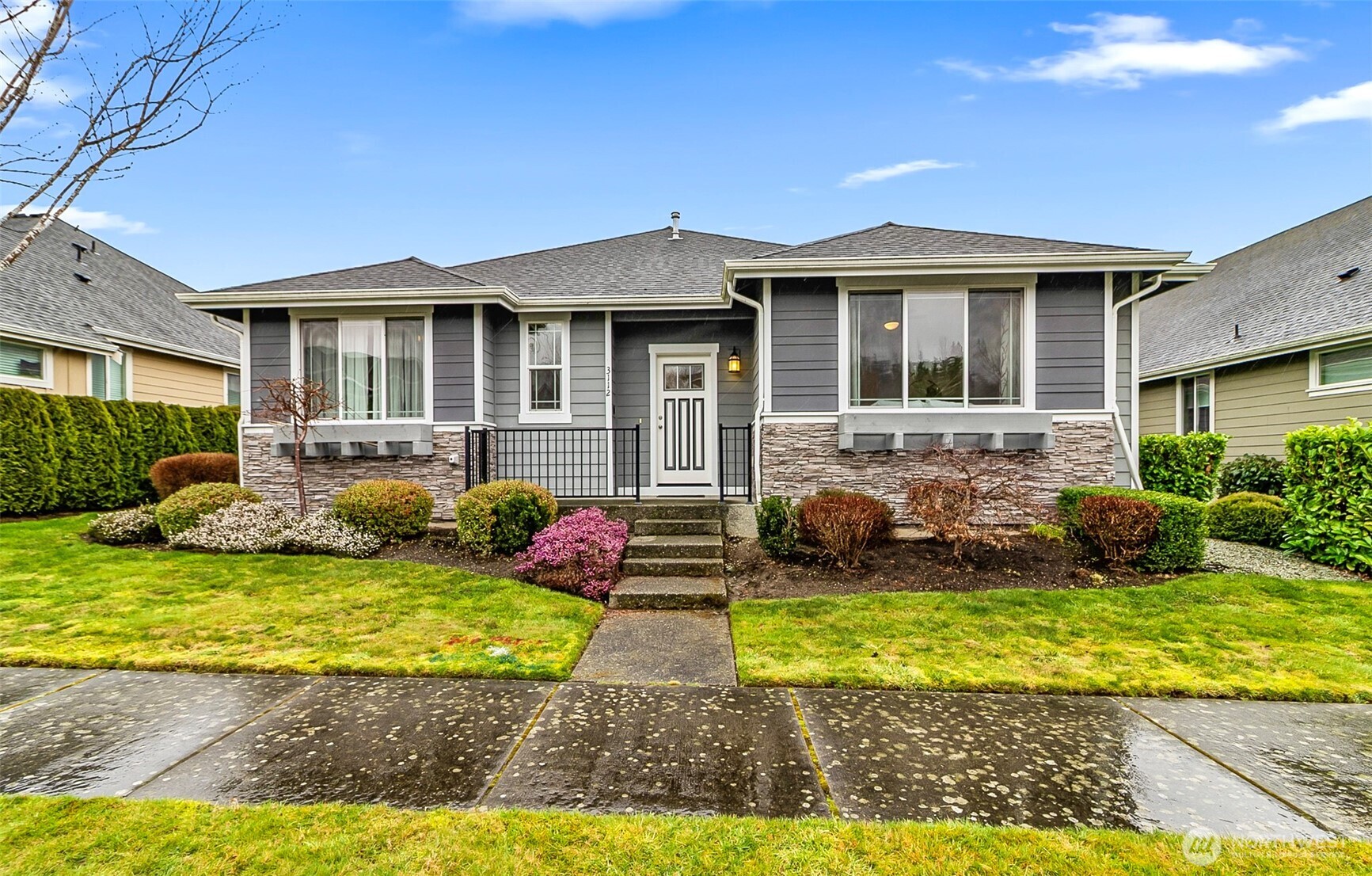 3112 Loch Ness Loop Mount Vernon WA 98273