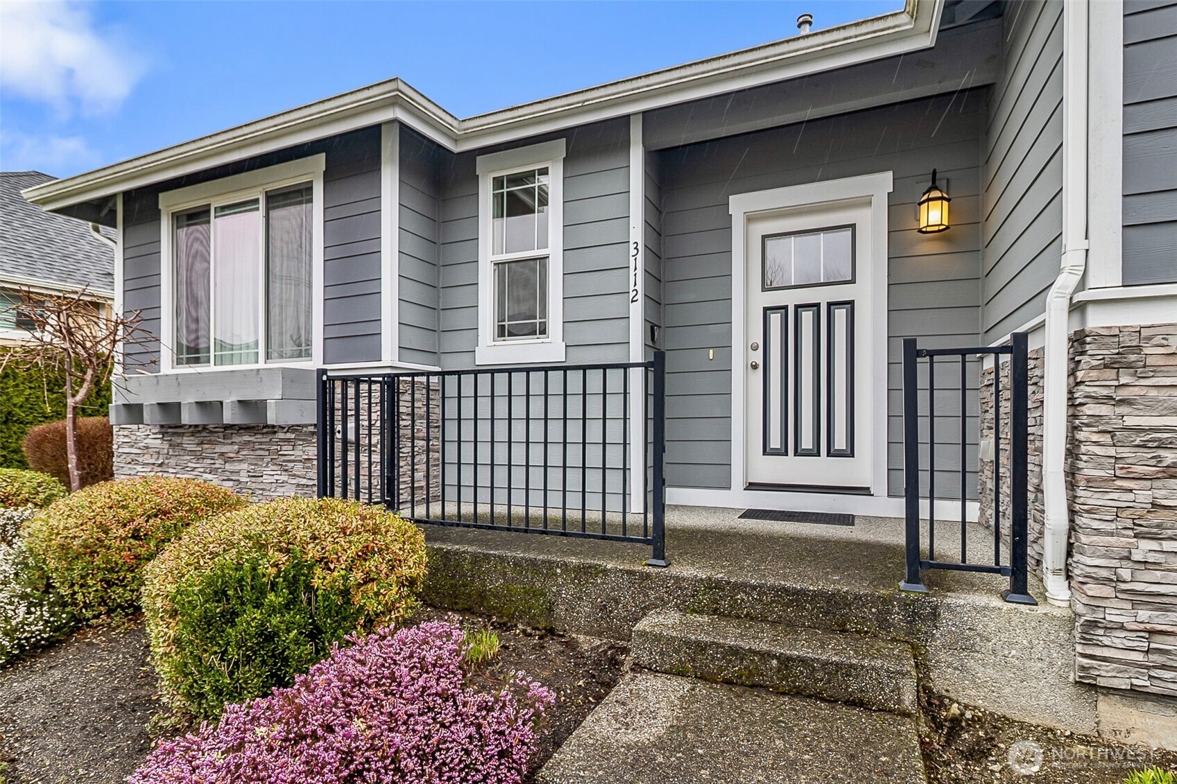 3112 Loch Ness Loop Mount Vernon WA 98273