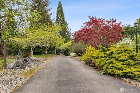 4902 74th Lane NE Olympia WA 98516