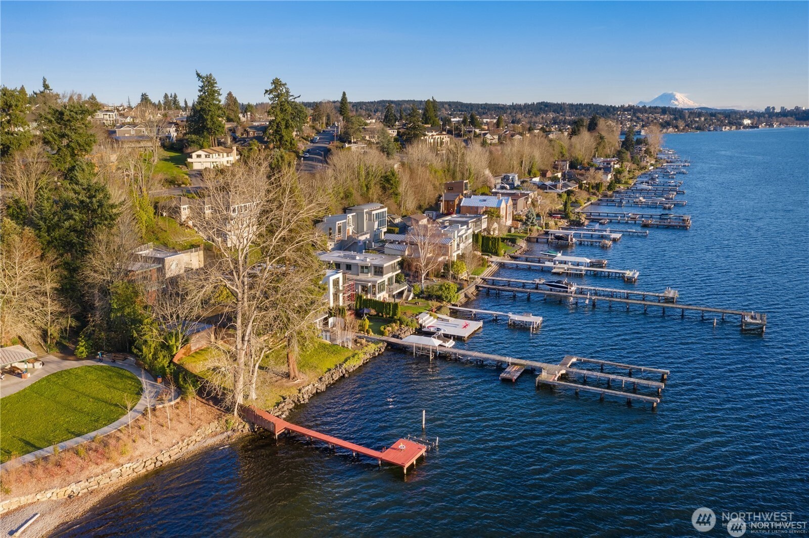 557 5th Avenue W Kirkland WA 98033