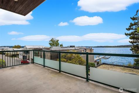 557 5th Avenue W Kirkland WA 98033