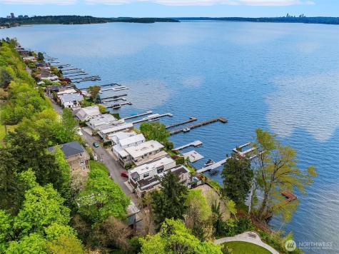 557 5th Avenue W Kirkland WA 98033