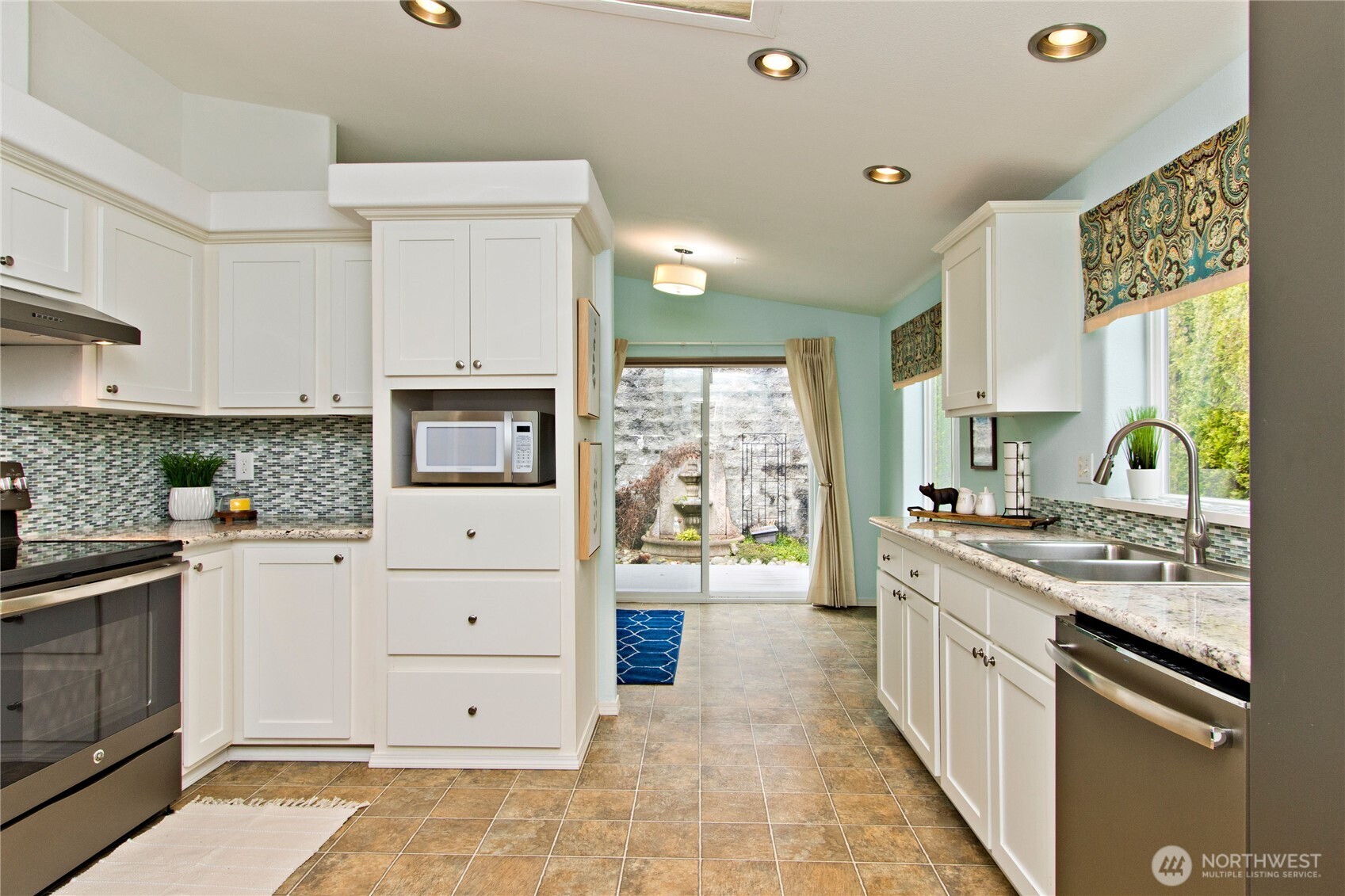 27411 218th Lane SE Maple Valley WA 98038